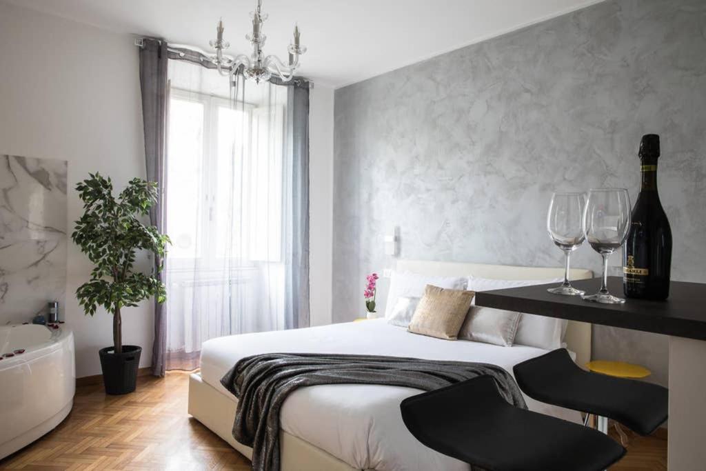 Silver Luxury Jacuzzi Suite Trastevere - Top Collection Roma Ngoại thất bức ảnh